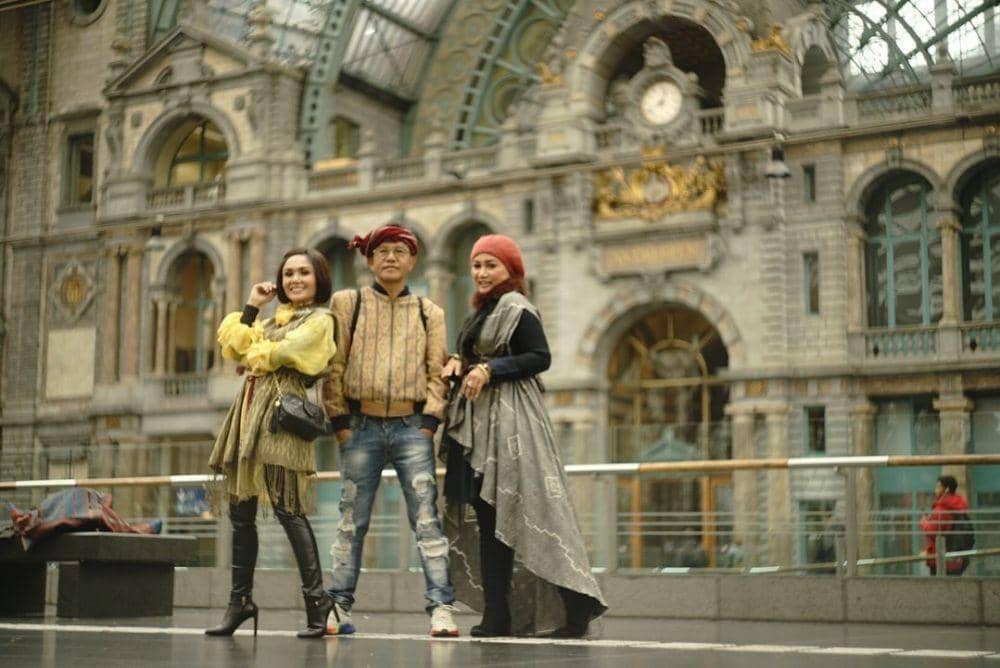 instagram.com/yunishara36