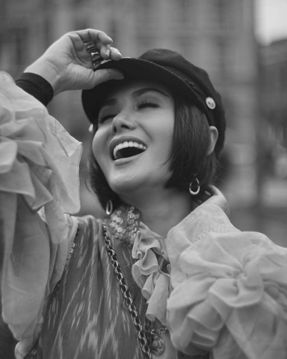 instagram.com/yunishara36