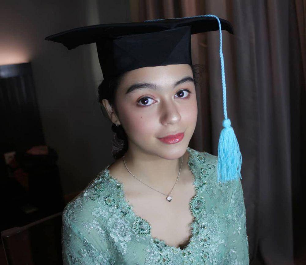 instagram.com/auliainsanimakeup