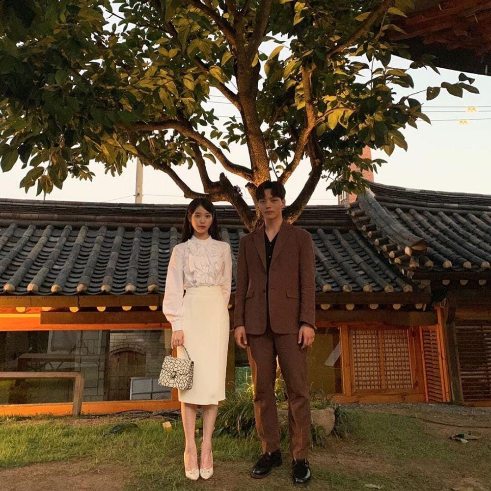 instagram.com/fullmoon.long