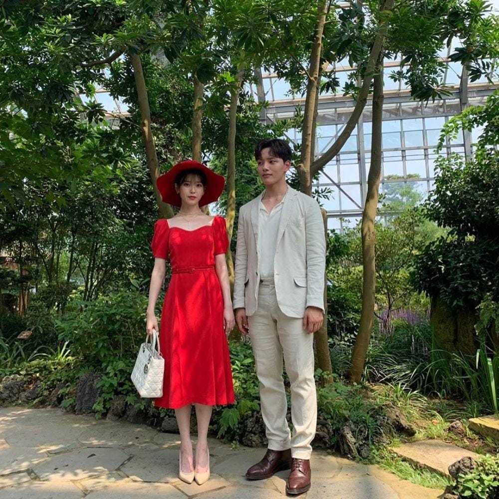 instagram.com/fullmoon.long