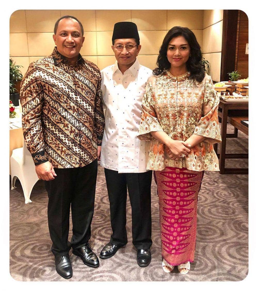 instagram.com/bellasaphiraofficial