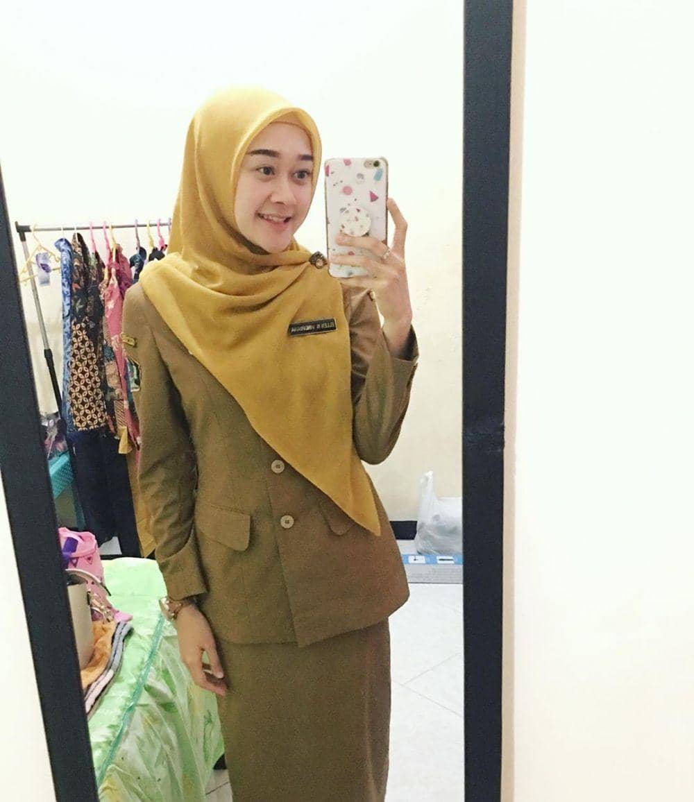 instagram.com/ellennitaa