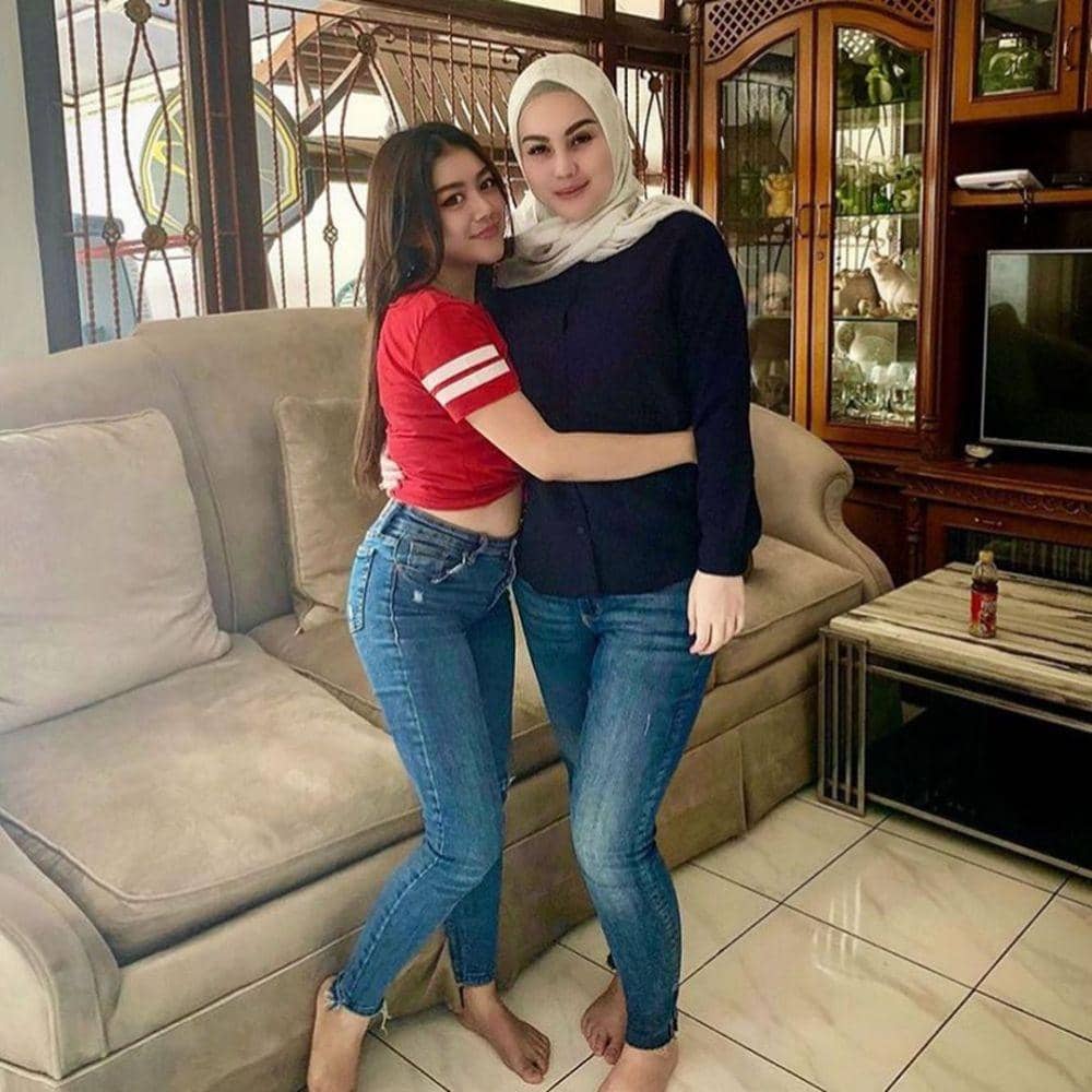 Instagram.com/jeje.dunn