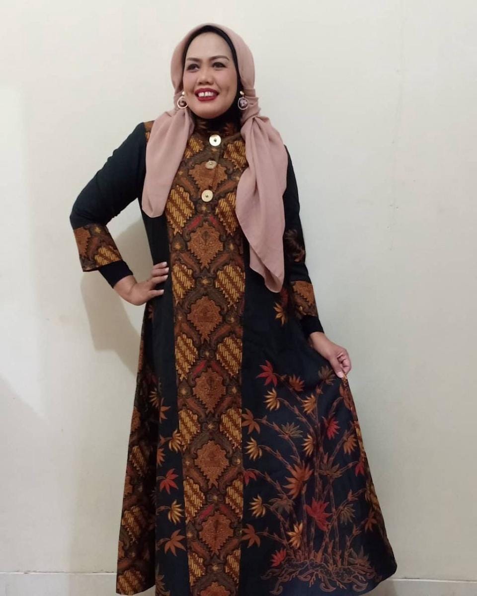 instagram.com/ellysugigi_real_