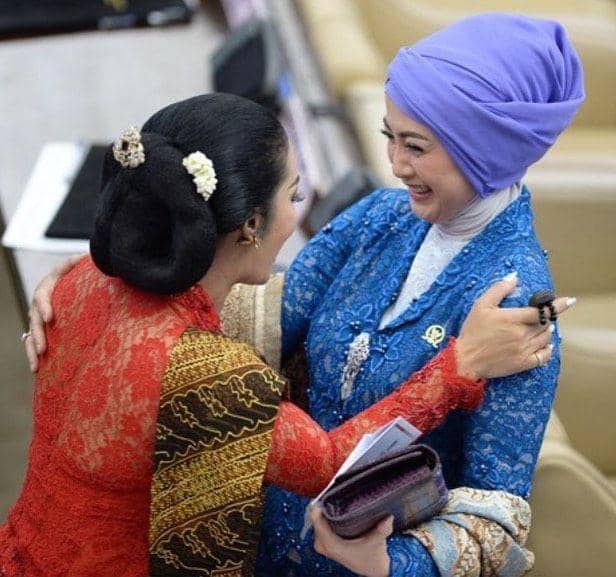 instagram.com/desyratnasarifans