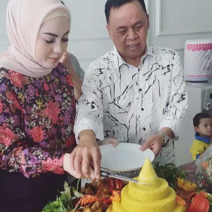 Instagram.com/jeje.dunn