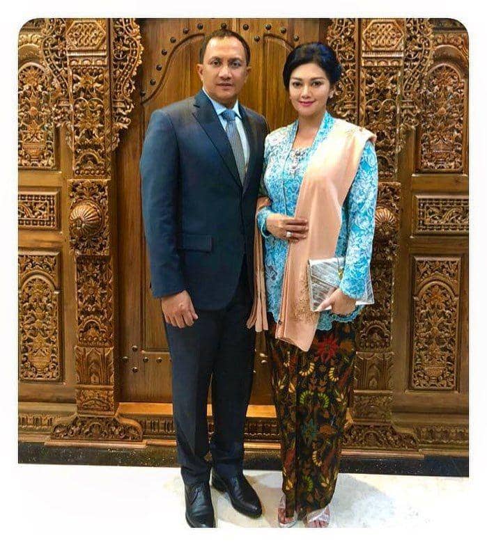 instagram.com/bellasaphiraofficial