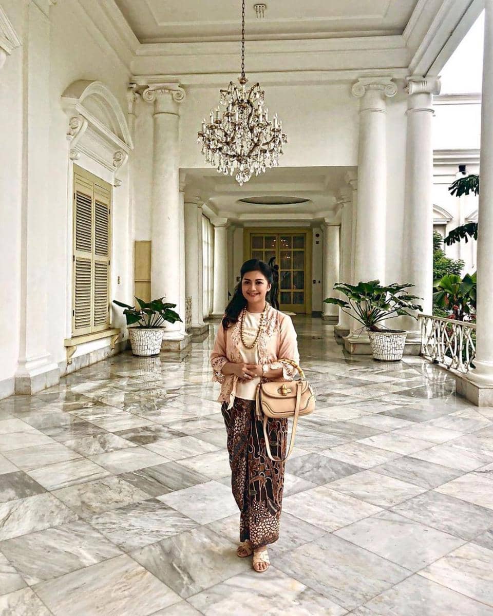 instagram.com/bellasaphiraofficial