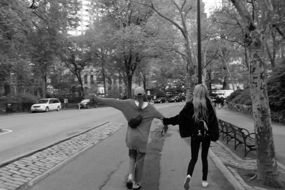 instagram.com/roses_are_rosie