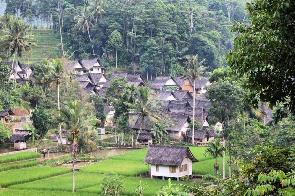 instagram.com/kampungnaga