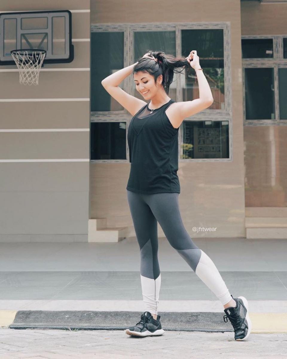 instagram.com/mrssharena