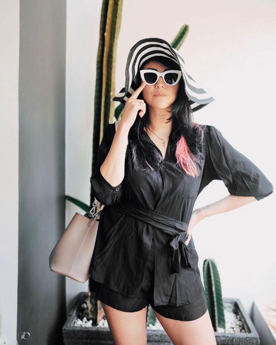 instagram.com/mrssharena