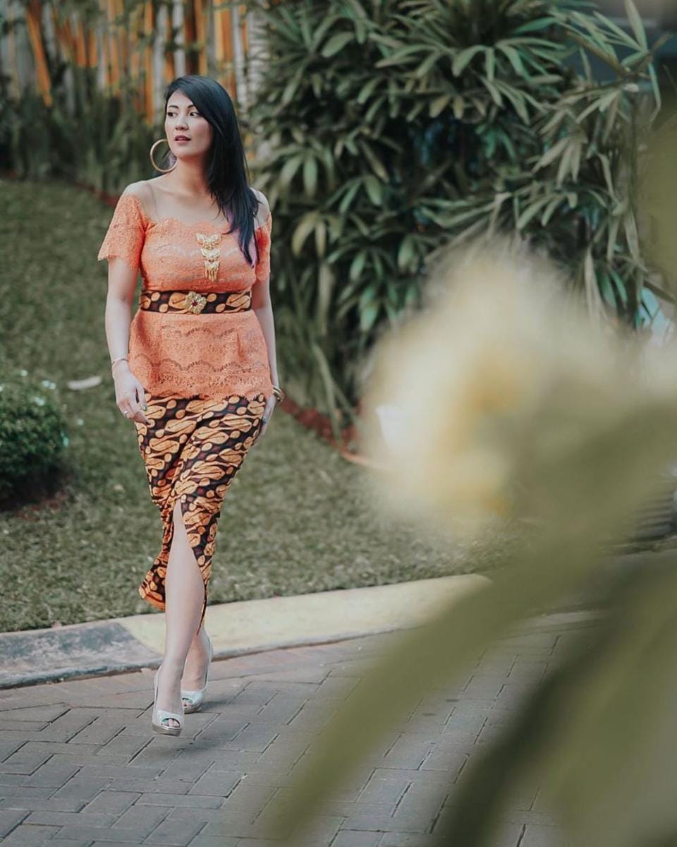 instagram.com/mrssharena