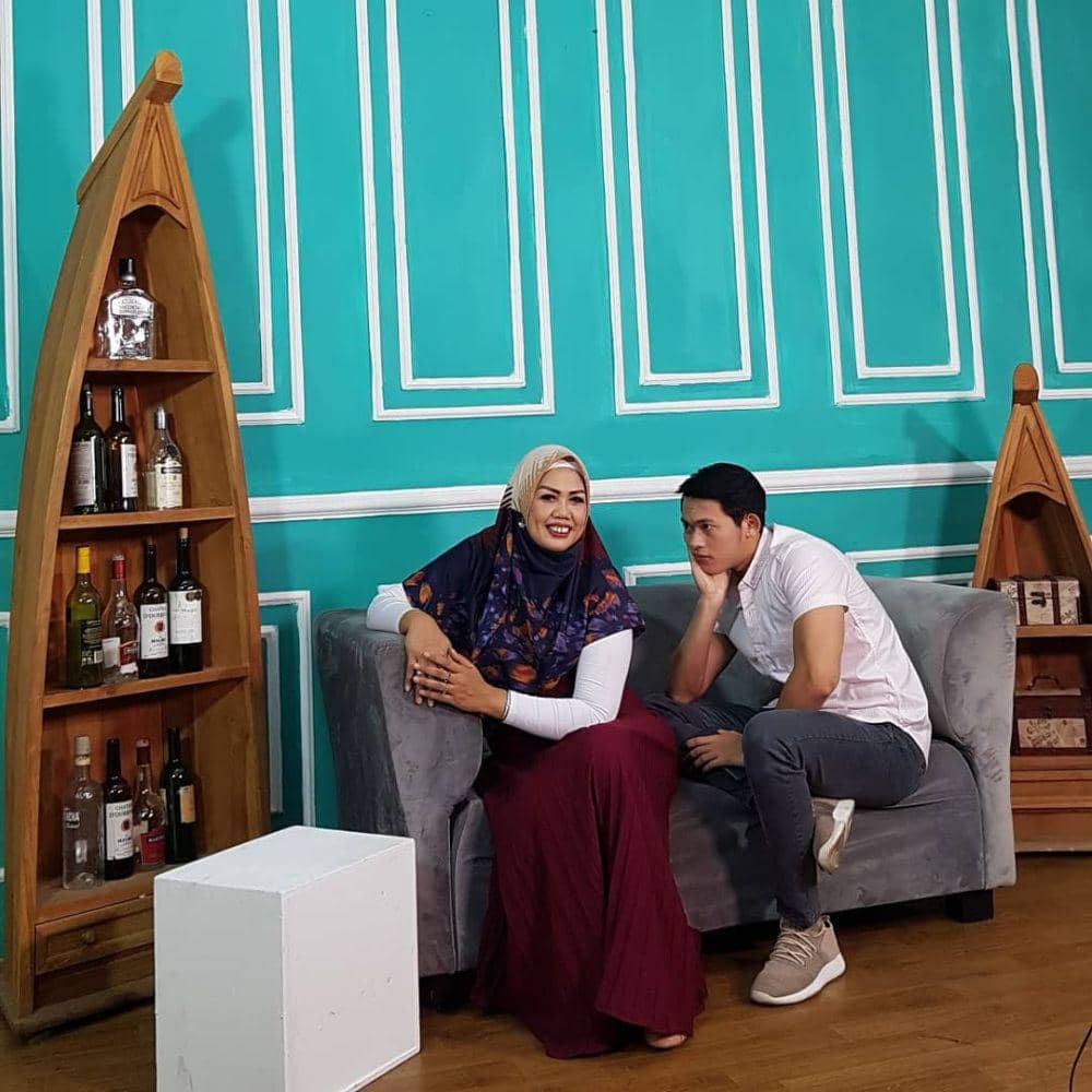 instagram.com/ellysugigi_real_