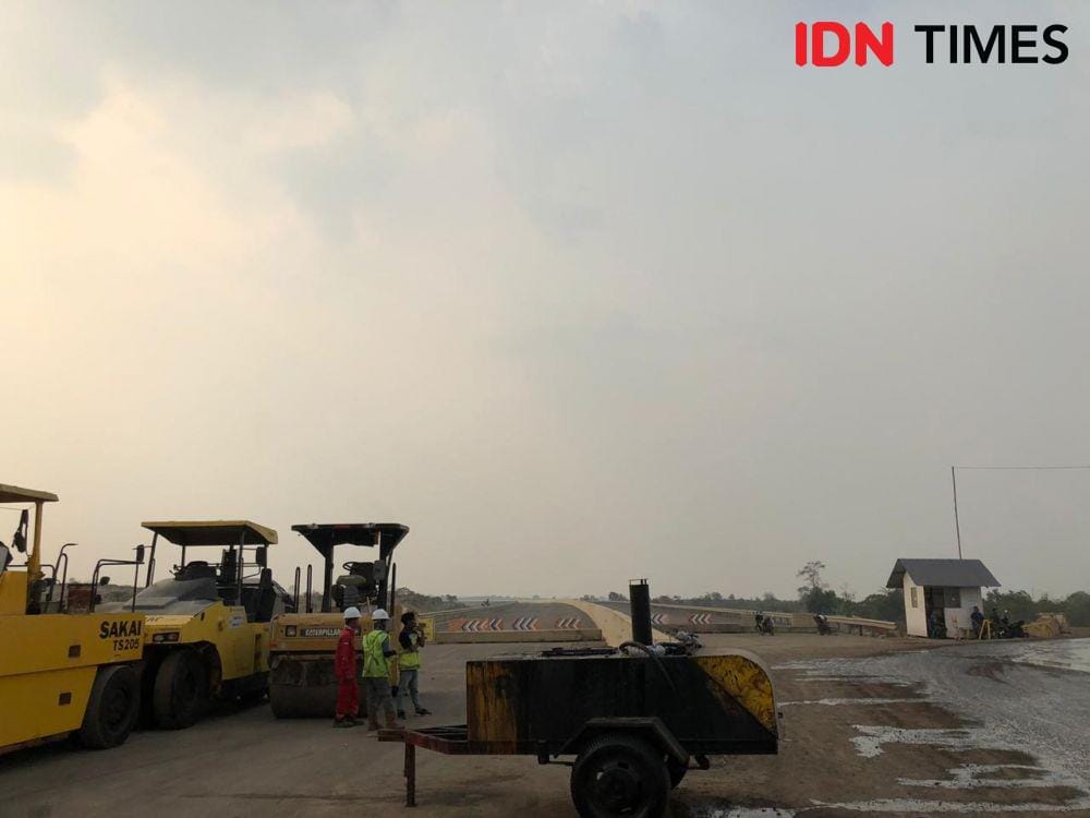 Progres tol trans Sumatera ruas Palembang - Kayuagung (IDN Times/Rangga Erfizal)