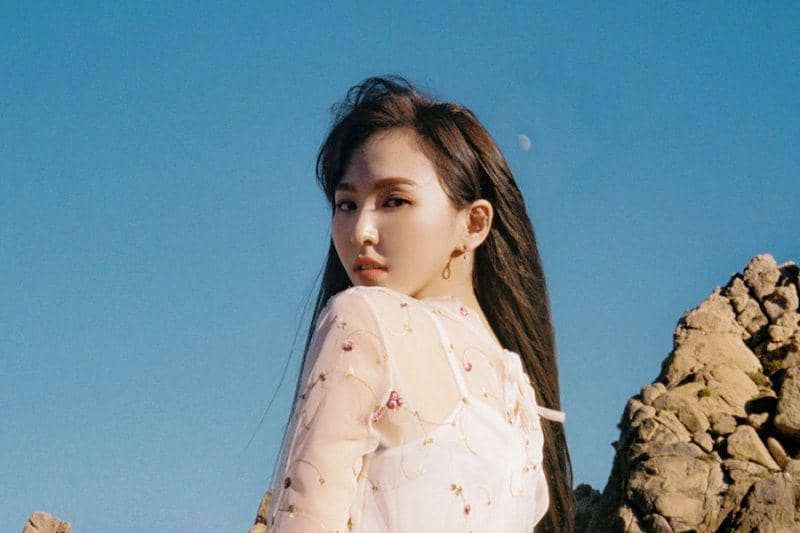 twitter.com/_revelarmy_