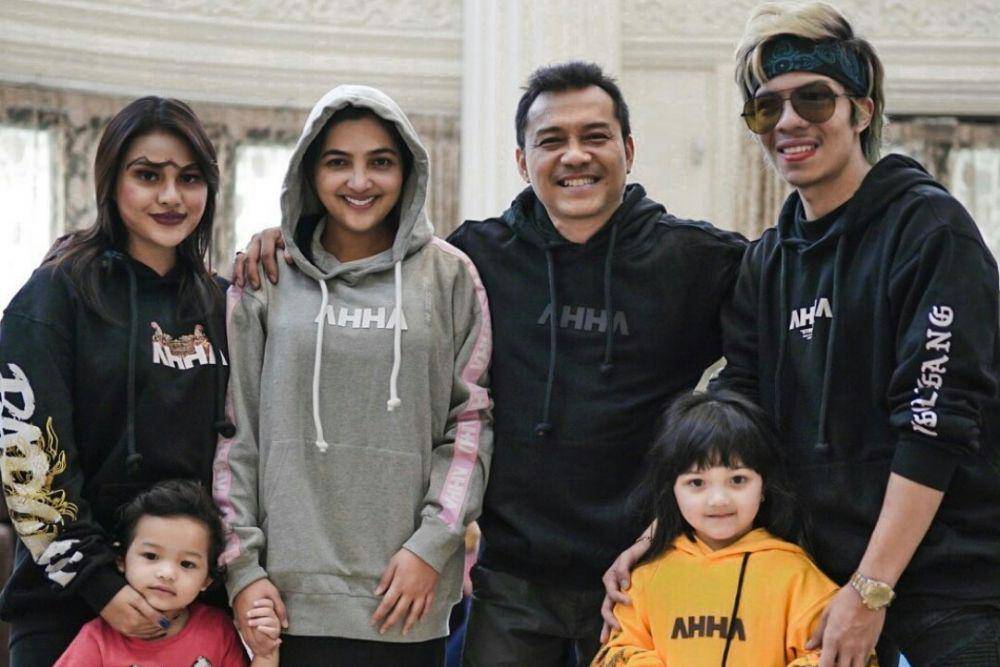 instagram.com/attahalilintar
