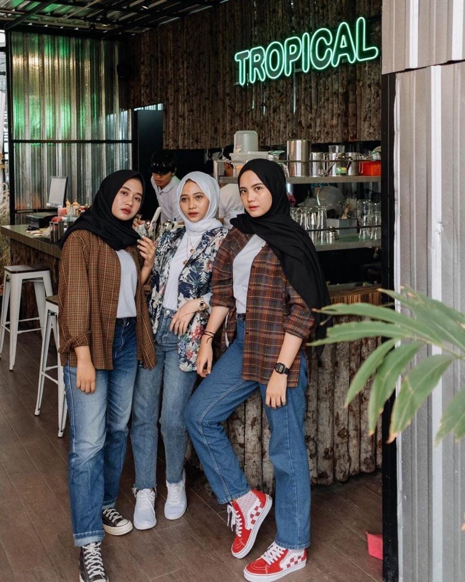 instagram.com/viaazulviani