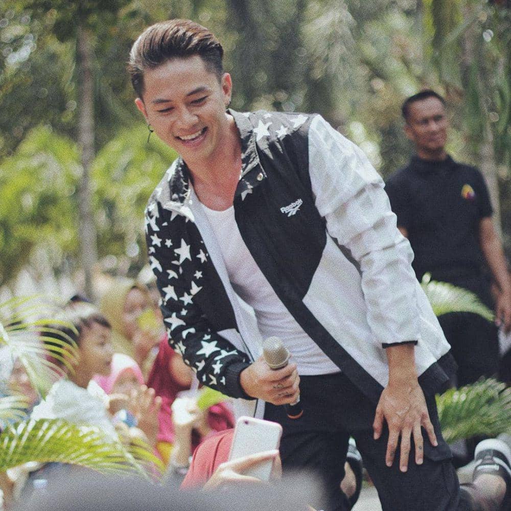 Instagram.com/rafaell_16