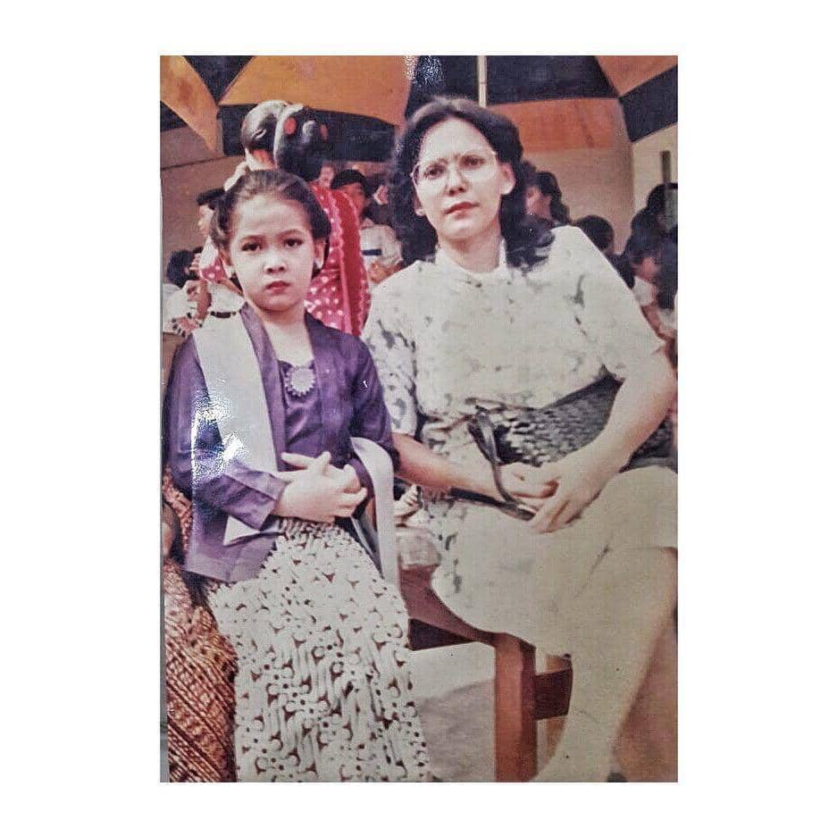 Instagram.com/mieke_amalia