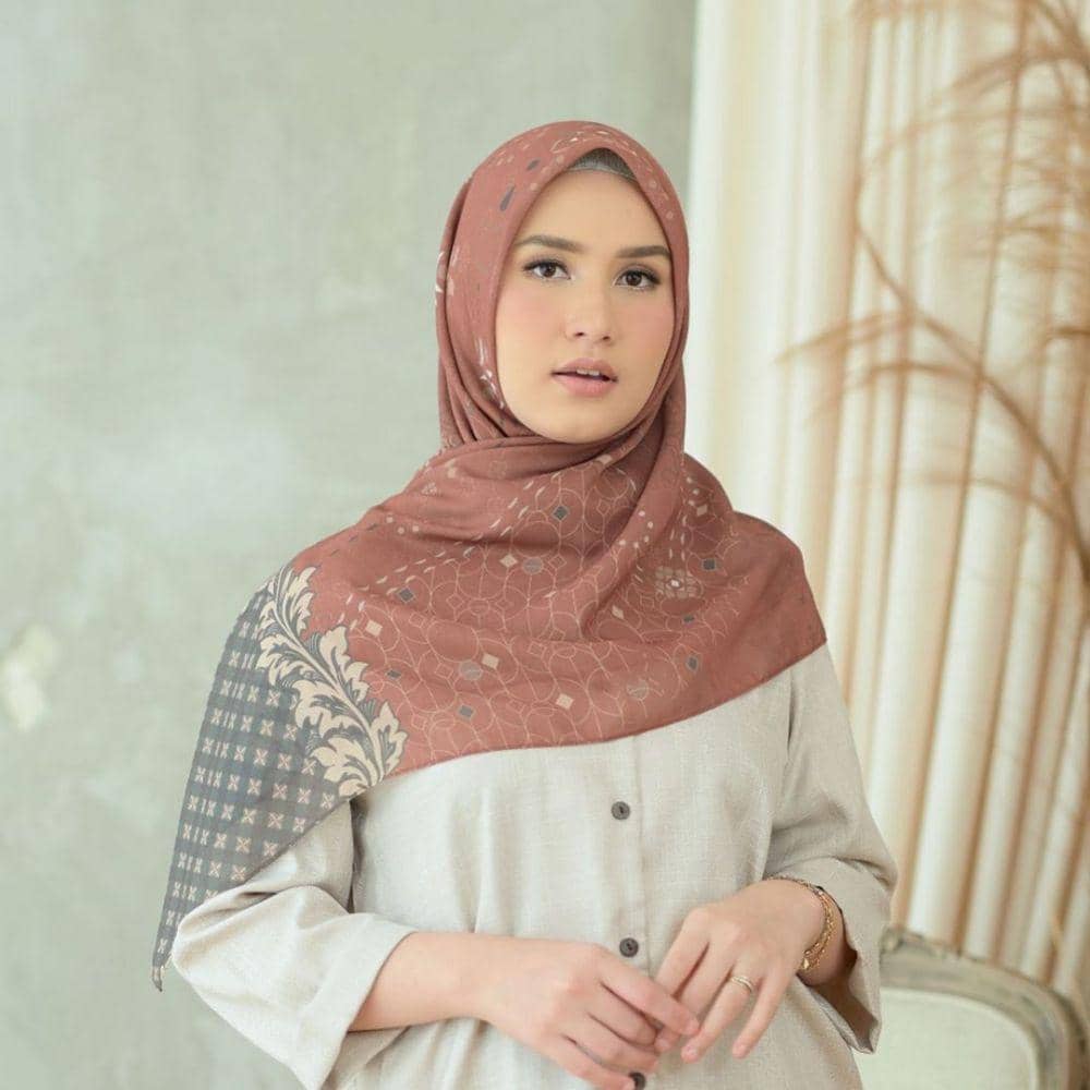 instagram.com/purukambera