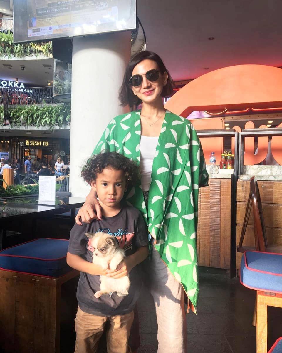 instagram.com/wanda_hamidah