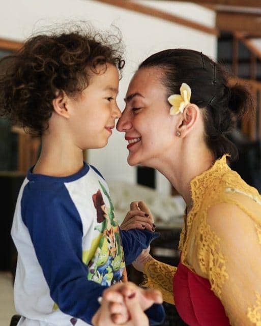 instagram.com/wanda_hamidah