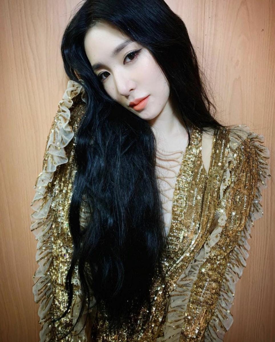 Instagram.com/tiffanyyoungofficial