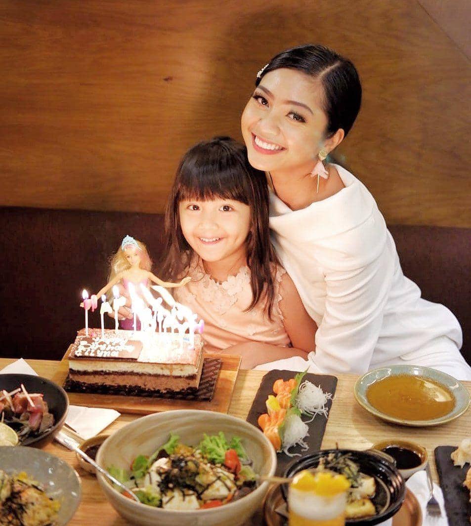 instagram.com/lizaellyp