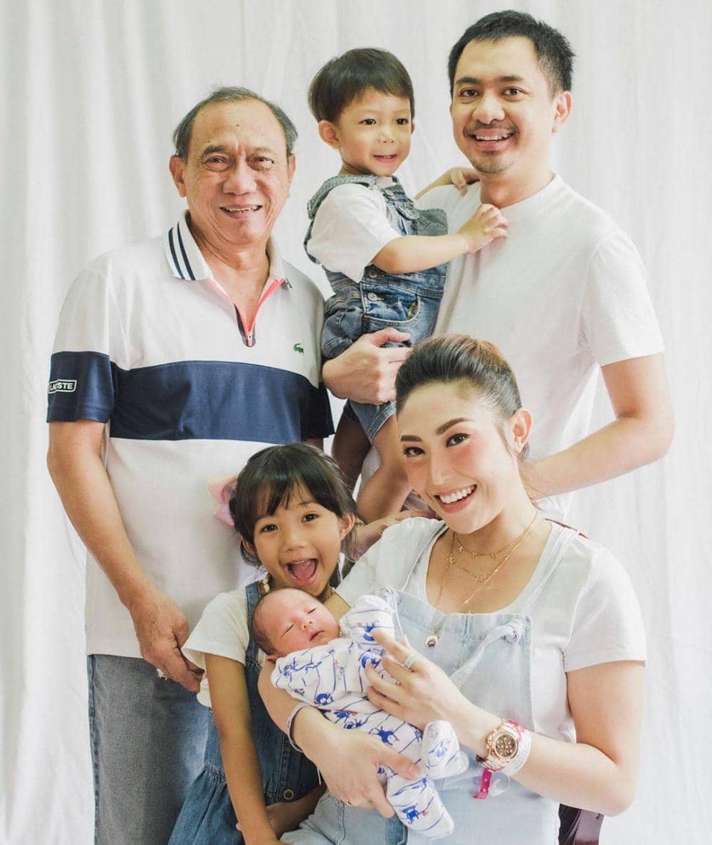 instagram.com/mrsayudewi