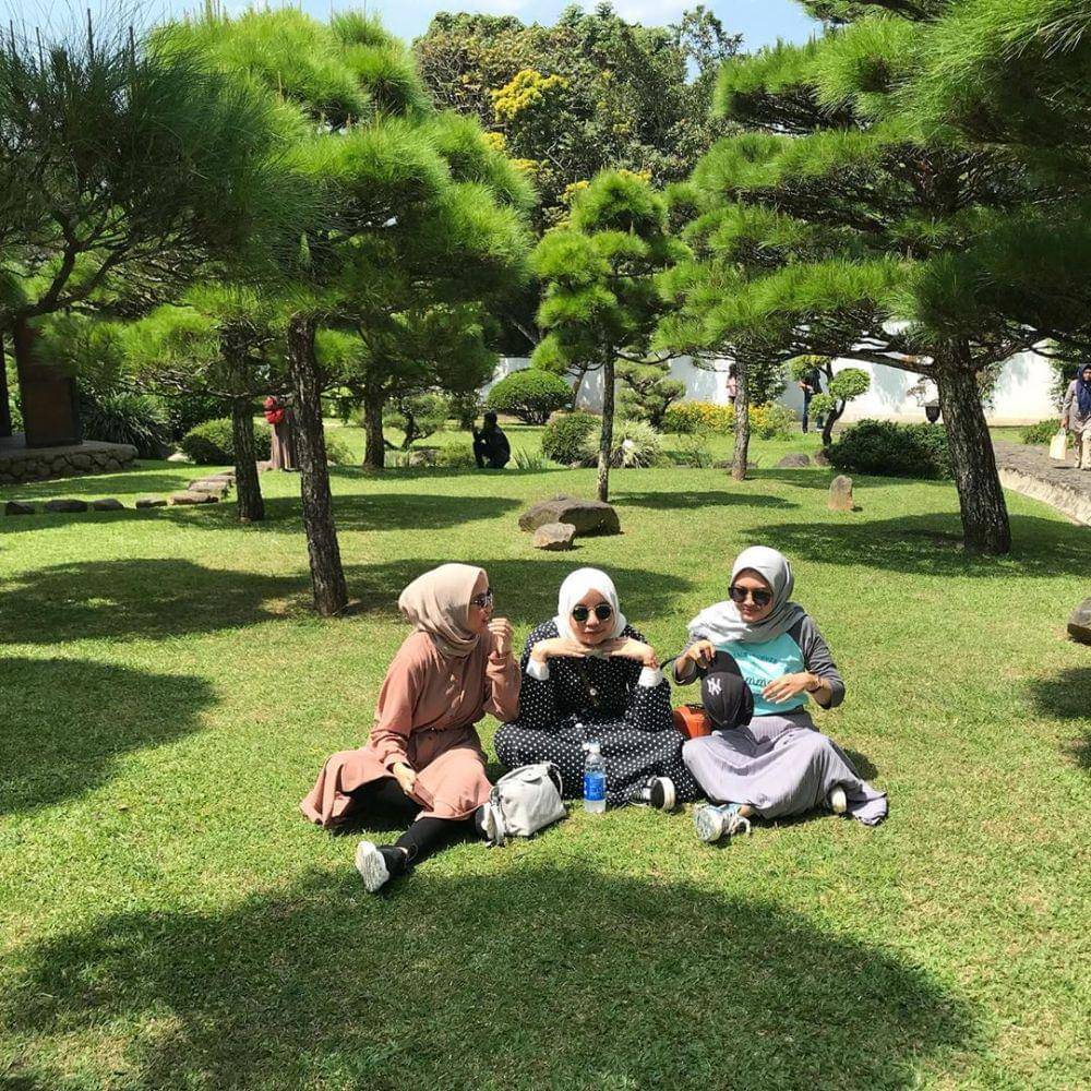 instagram.com/yuniartianissya