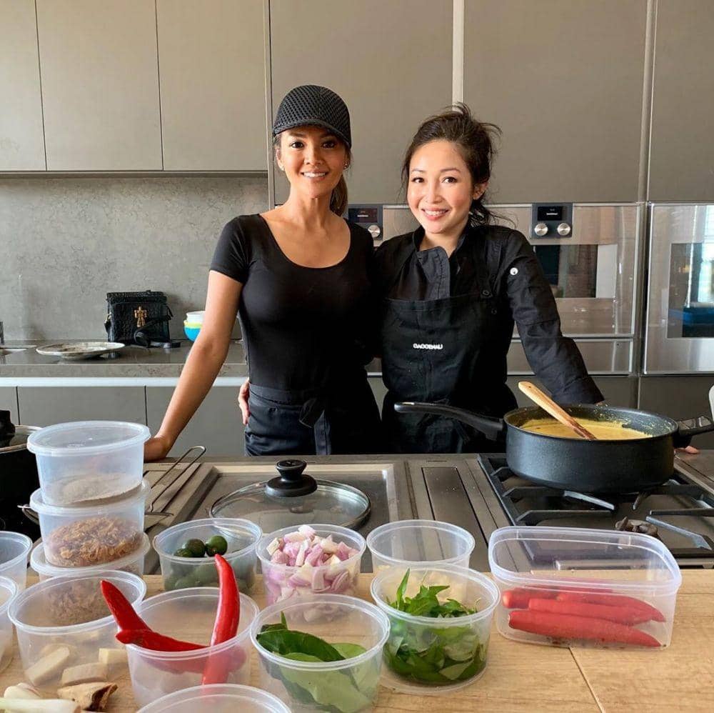 instagram.com/farahquinnofficial