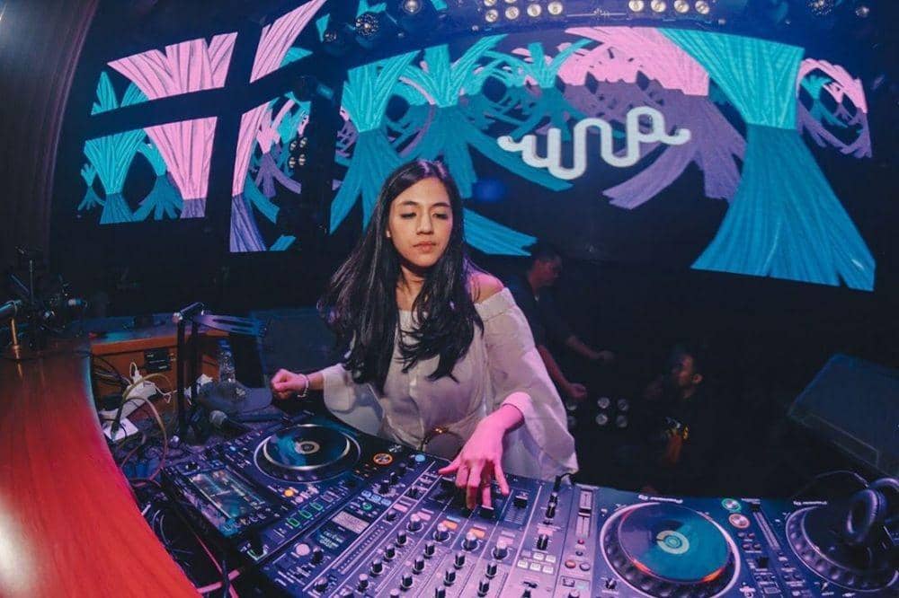 instagram.com/putriuna