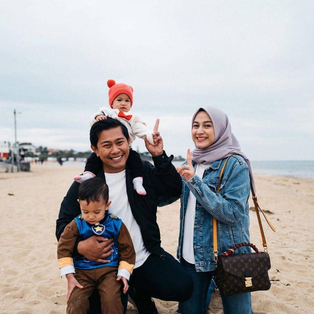 instagram.com/ninazatulini22