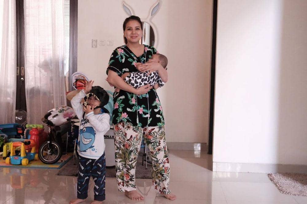 instagram.com/tya_ariestya