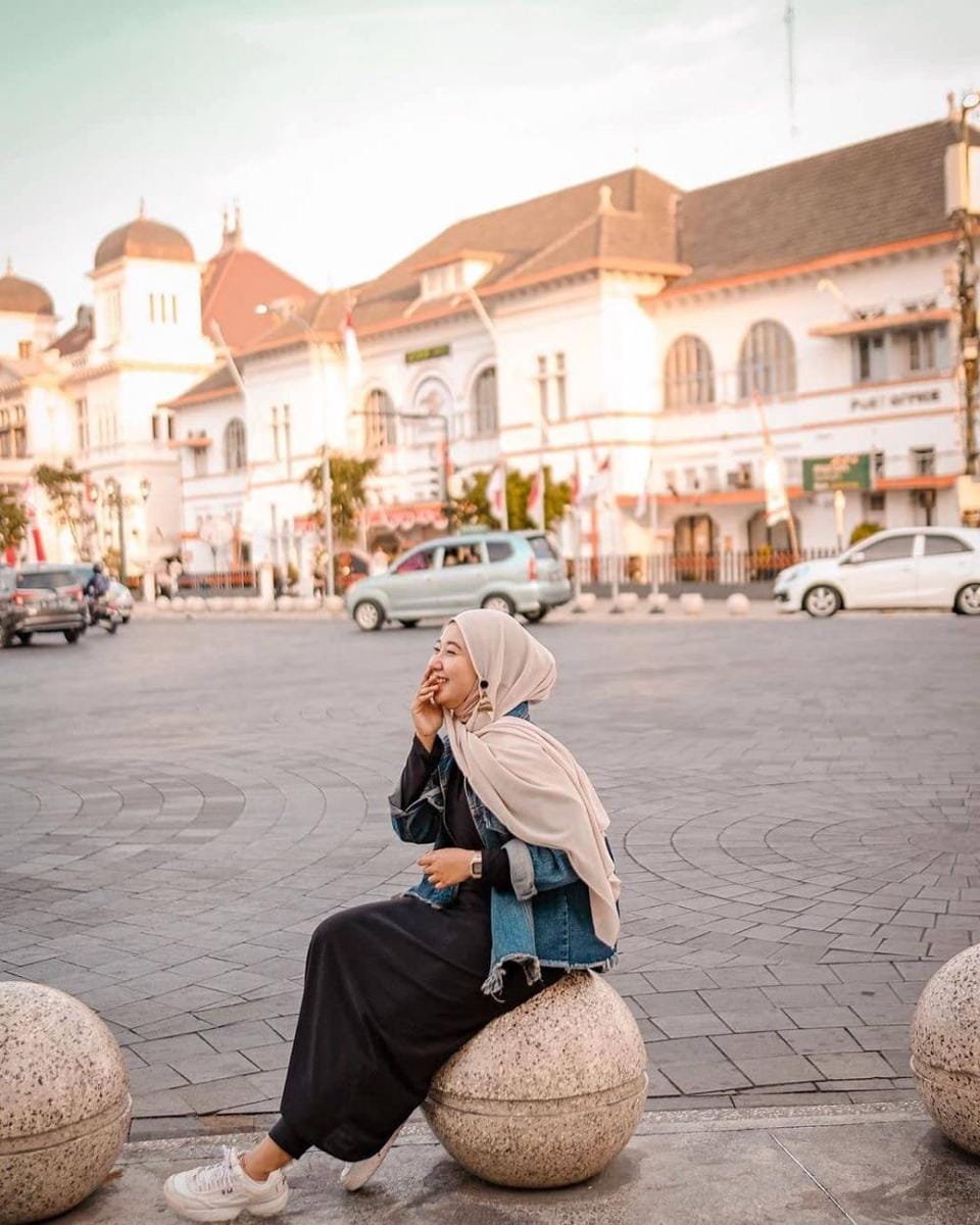 Instagram.com/Dailyhijabtraveler