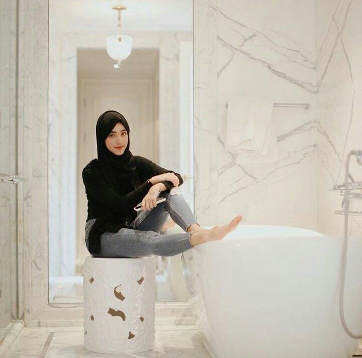 instagram.com/shireeenz