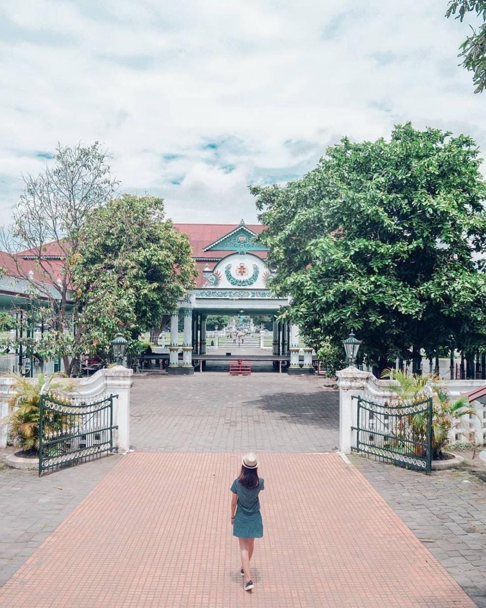 Instagram.com/ayulindapuspitadewi