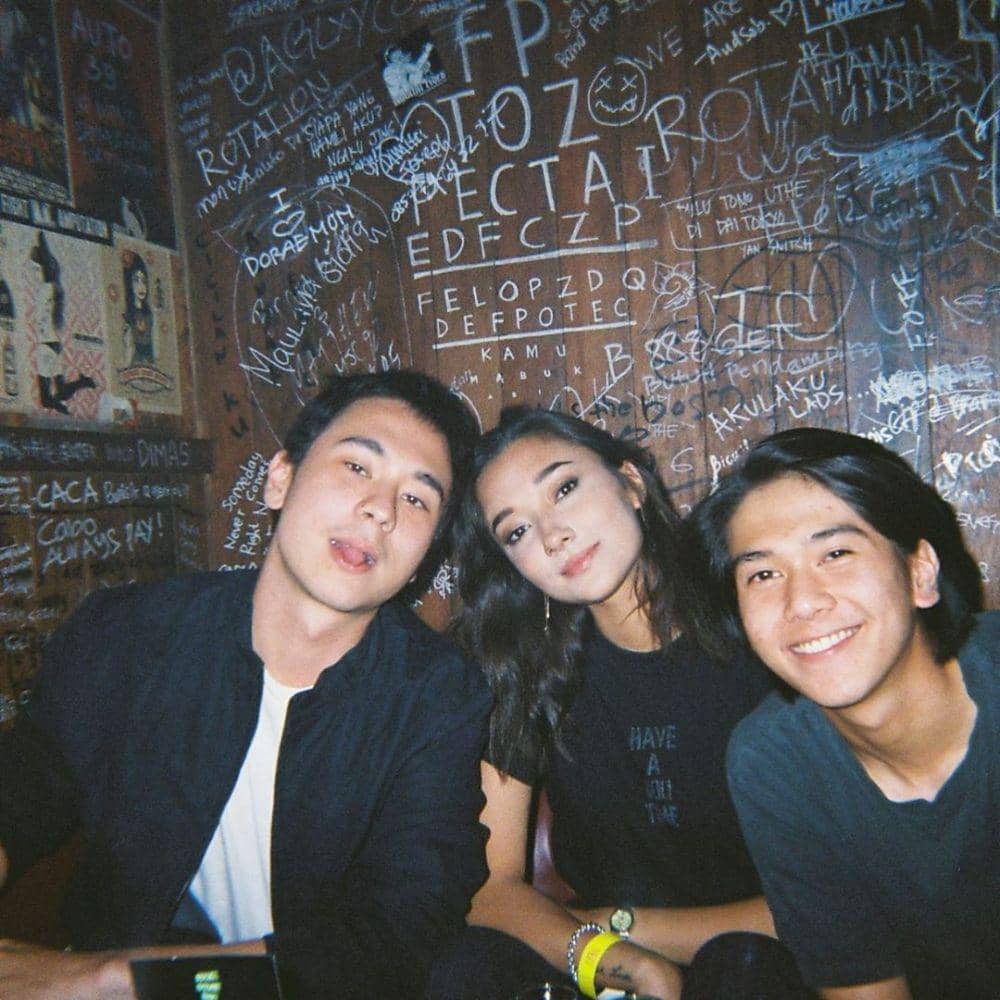 instagram.com/iqbaal.e