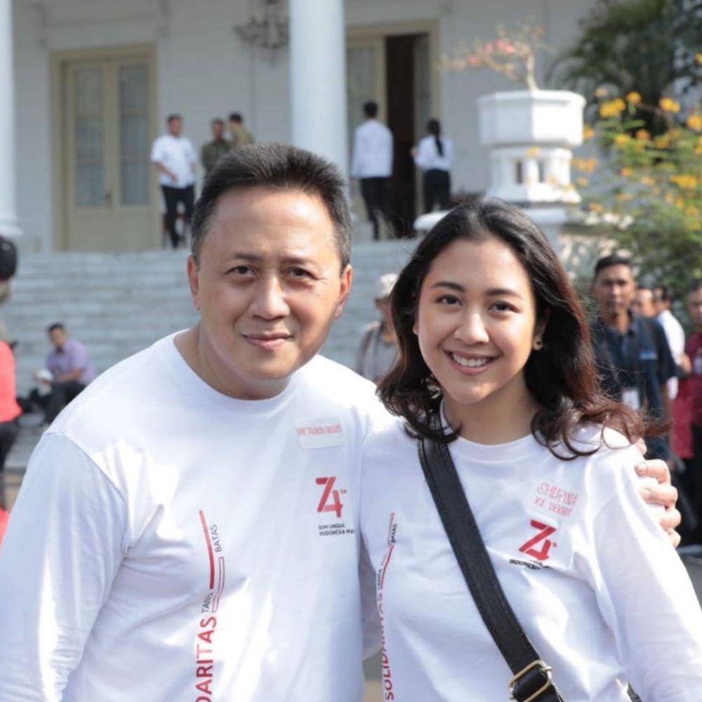 Instagram.com/triawanmunaf