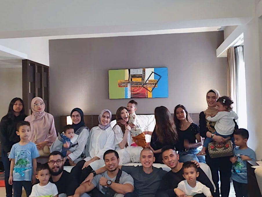 instagram.com/fardhankhan