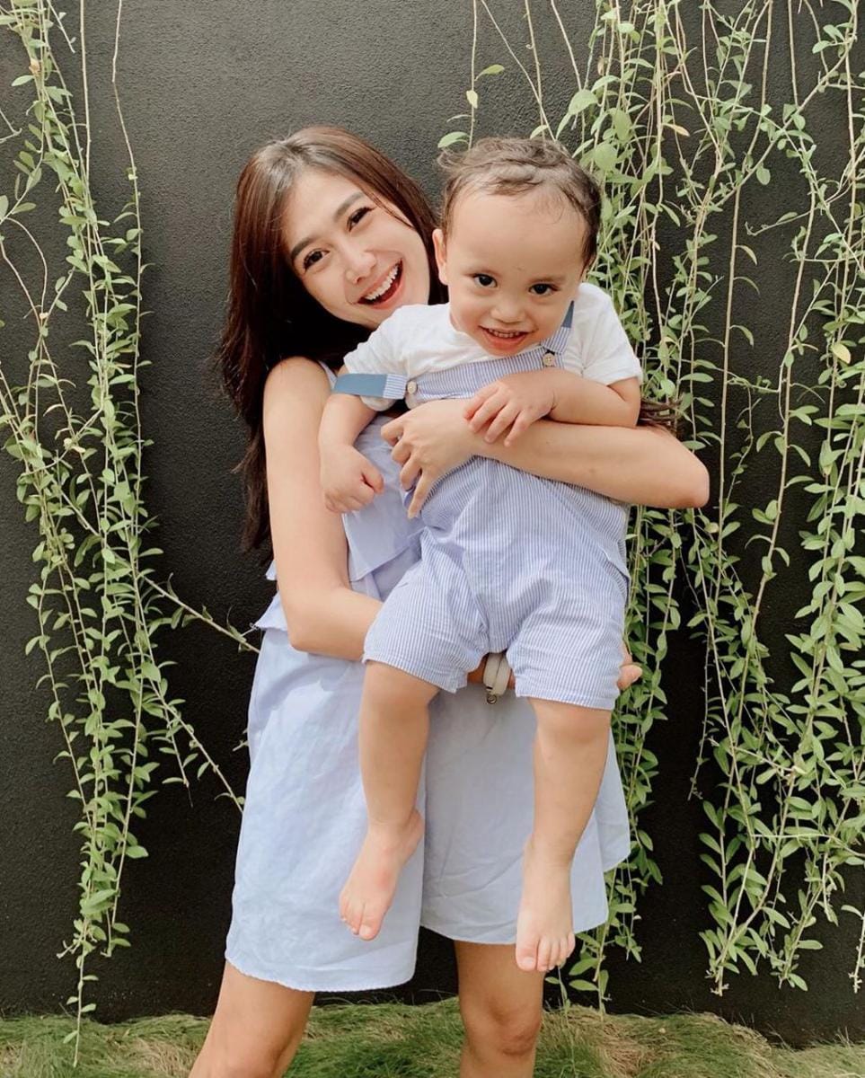 instagram.com/maydinahnfh