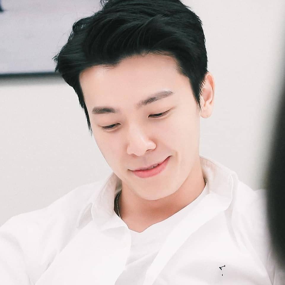 Instagram.com/donghaee_1015