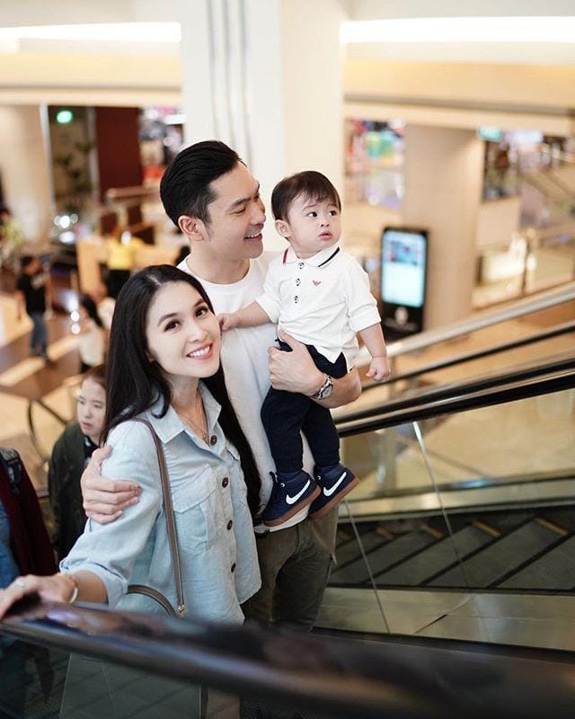 instagram.com/sandradewi88/