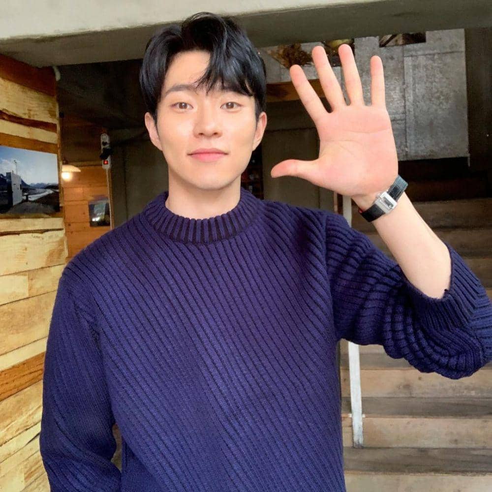 Instagram.com/y.jong.s