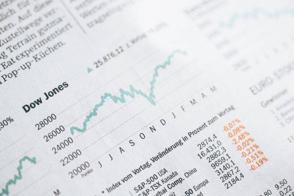 Ilustrasi investasi. Unsplash.com/Markus Spiske