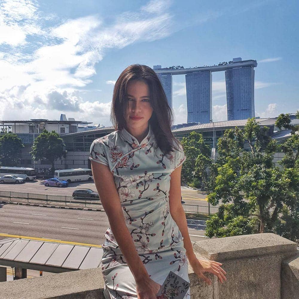 instagram.com/milkshakesspeare