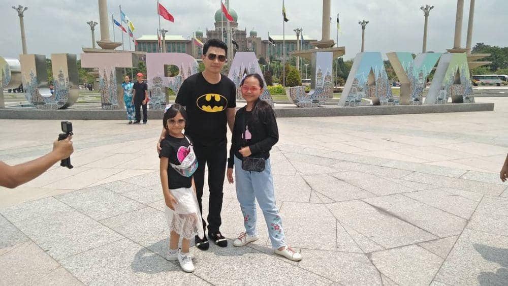 instagram.com/jasminemaesayu