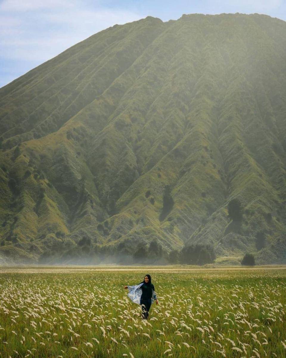 instagram.com/explorer.idn
